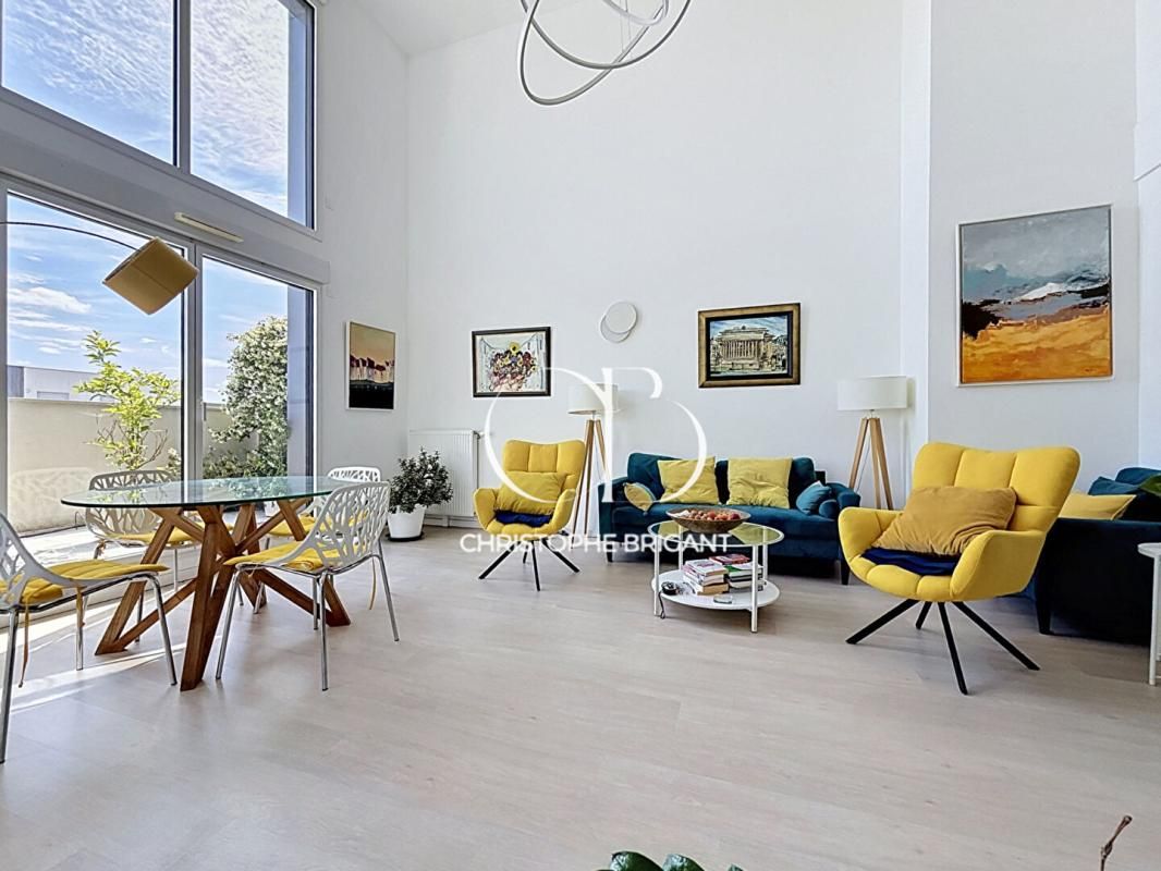 Superbe duplex 4 chambres de 117 M2 avec grande terrasse et balcons