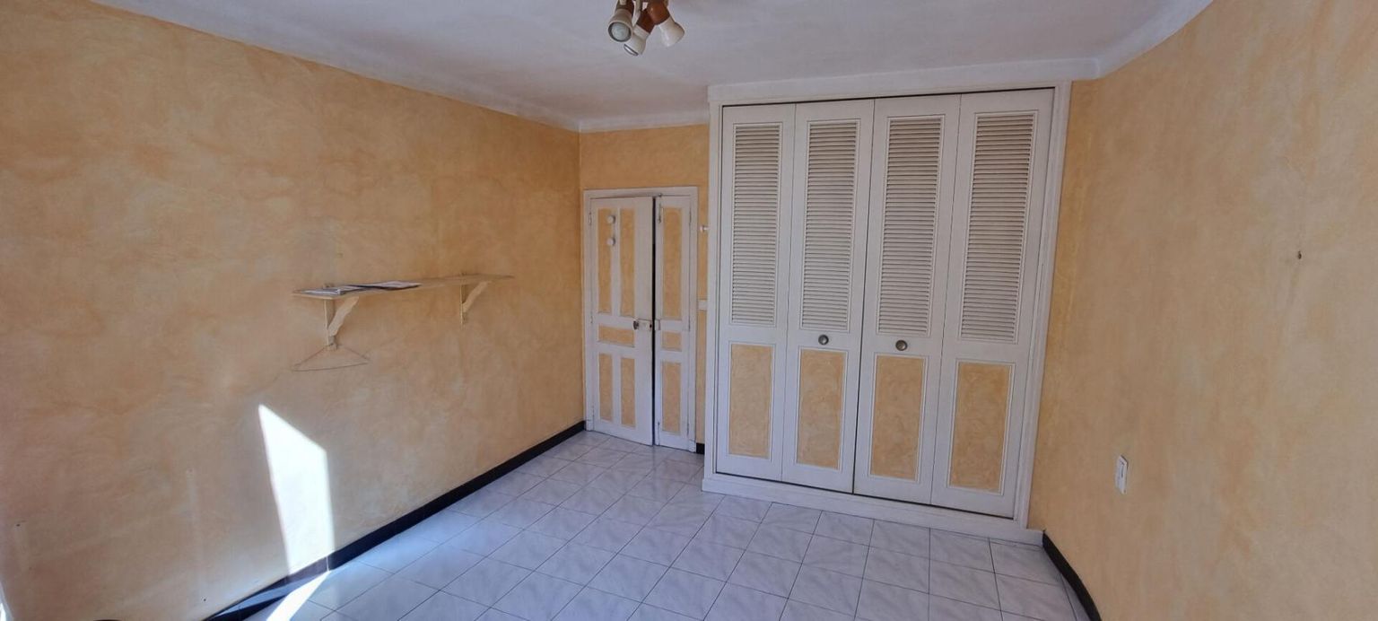 PUISSERGUIER Maison Puisserguier 4 pièce(s) 129 m2 avec garage et extérieurs 4