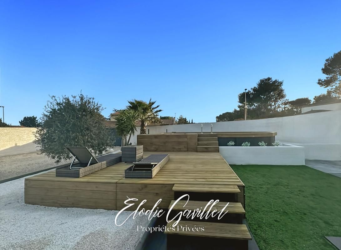 VILLEMOUSTAUSSOU Maison Villemoustaussou 5 pièce(s) 132 m2 2