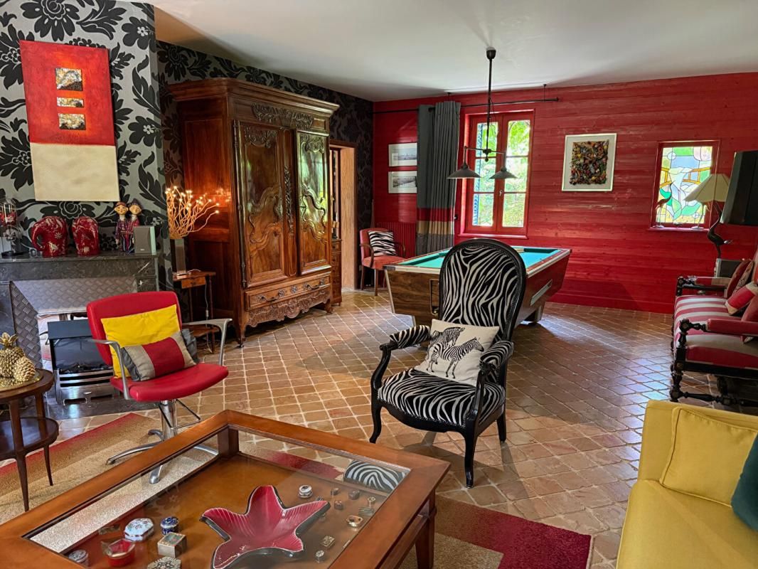 SAINT-MARCEL longère authentique de prestige avec parc crée par un maitre artisan paysagé Saint Marcel 8 pièce(s) 278 m2 2