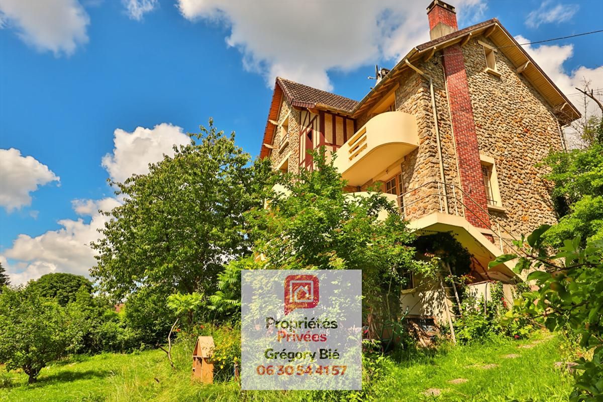 LA FERTE-SOUS-JOUARRE Maison bourgeoise 7 pièce(s) 220 m2 3