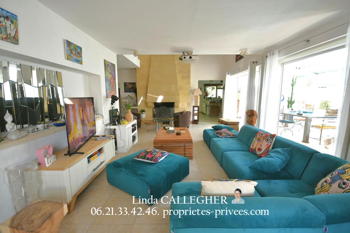 AUBAIS Maison Aubais 8 pièce(s) 217 m2 3