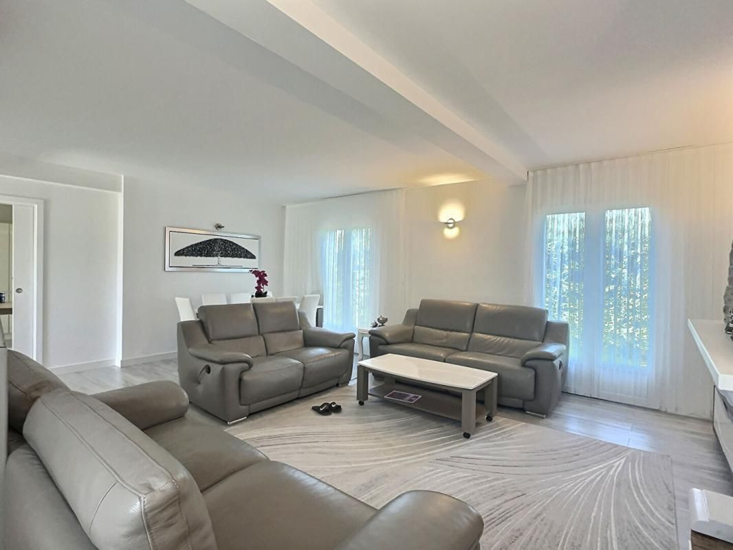 DRAGUIGNAN Maison VIDAUBAN de 5 pièce(s) 4