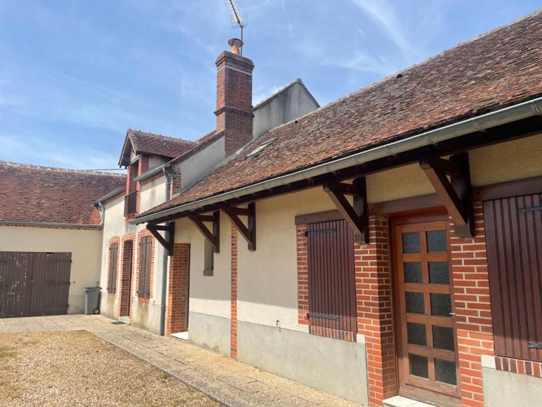 SAINT-GONDON Maison Saint Gondon 5 pièce(s) 120 m2 1