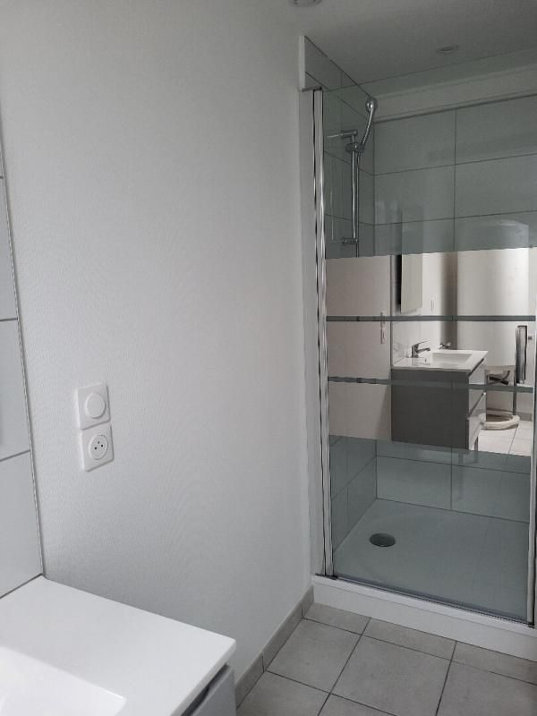 PERIGUEUX APPARTEMENT 3 PIECES 3