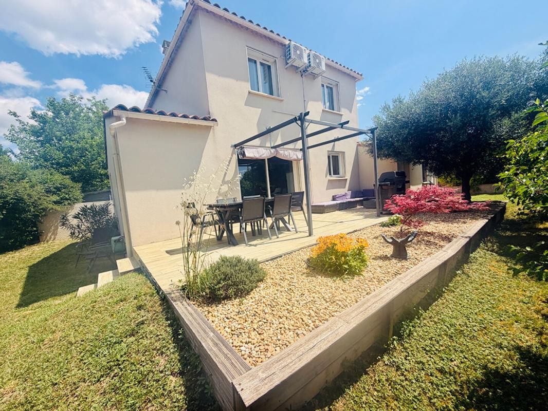 SAINT-PRIVAT-DES-VIEUX Villa Saint Privat Des Vieux 5 pièce(s) 114 m2 2