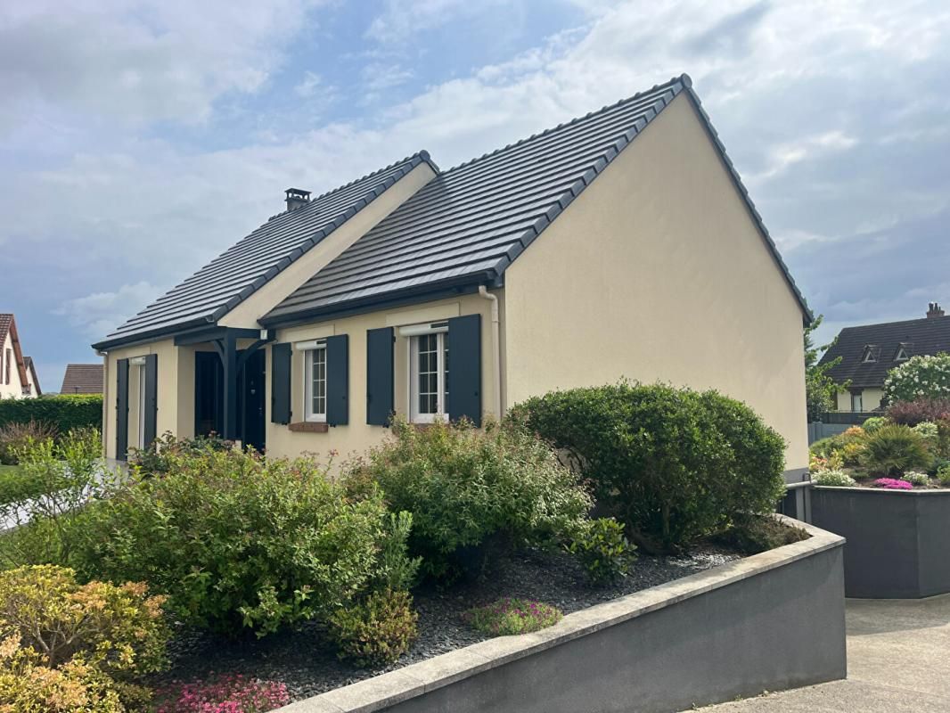 GOURNAY-EN-BRAY MAISON INDIVIDUELLE 5 CHAMBRES 117 M2 SUR SOUS SOL 3