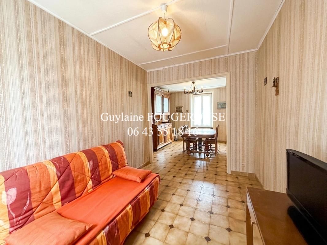 SAINT-ANTHEME Maison 4