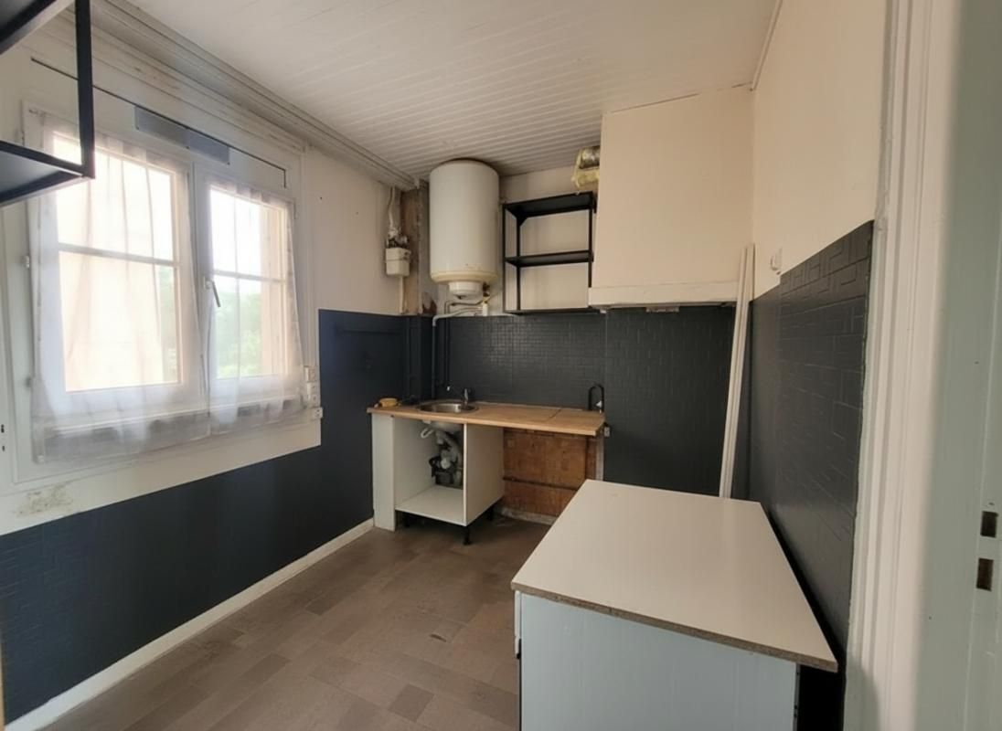 GENNEVILLIERS Appartement Gennevilliers 2 pièce(s) 31.69 m2 3