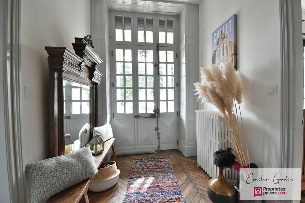 CHOLET Maison Bourgeoise Cholet 11 pièce(s) 278 m2 2