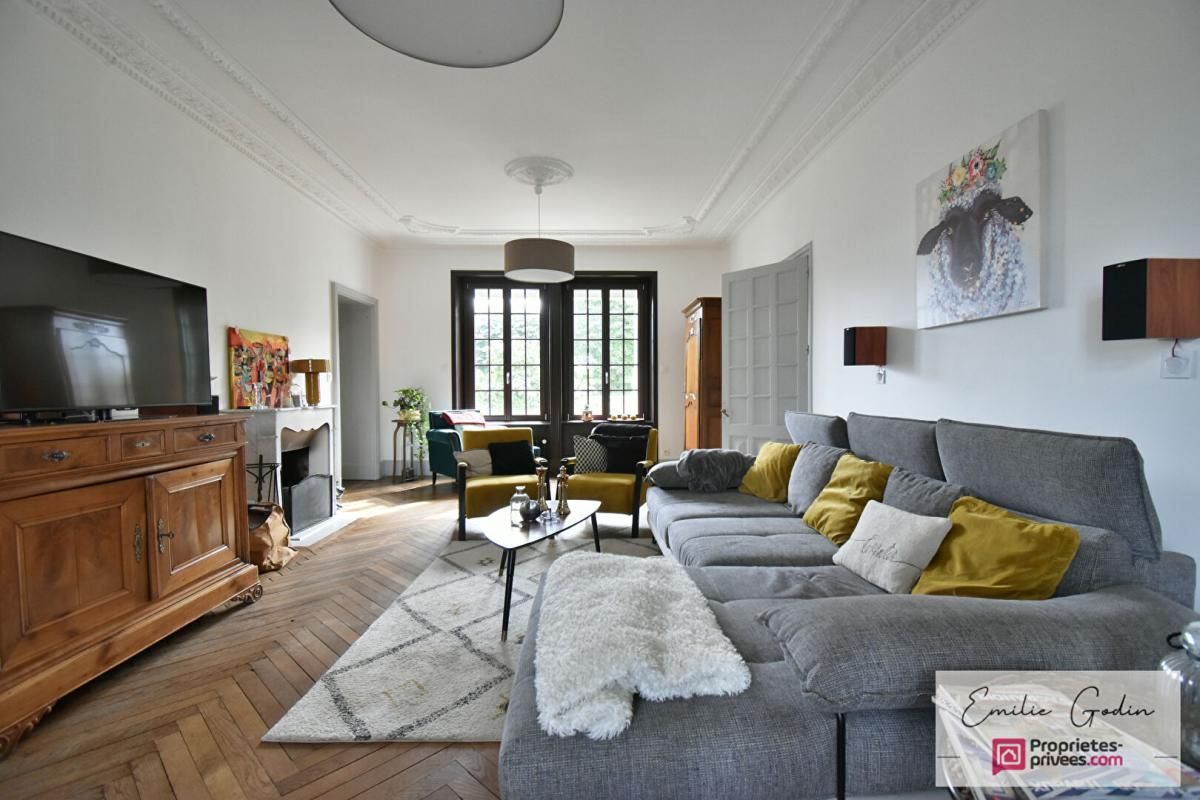 CHOLET Maison Bourgeoise Cholet 11 pièce(s) 278 m2 4