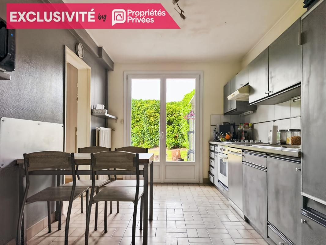 WATTRELOS Wattrelos GAUQUIER, maison de lotissement avec 3 chambres, jardin, garage, stationnements 4