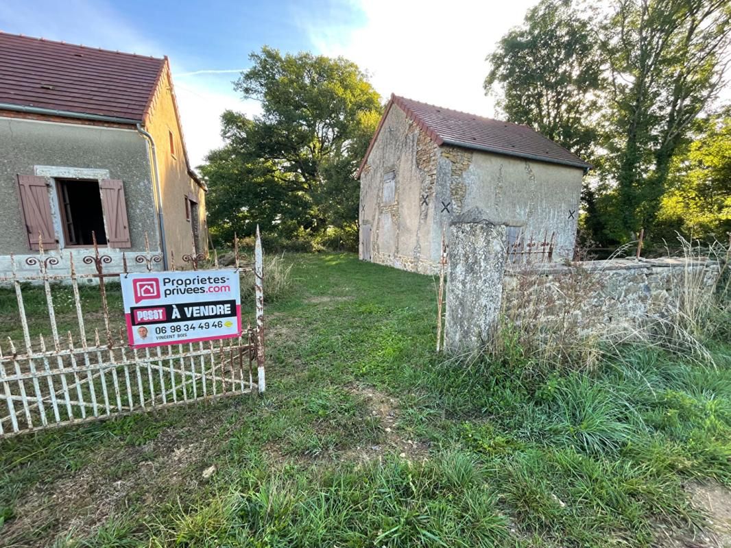 CHATEAUMEILLANT Chateaumeillant Longère idéale pour vos projets 3