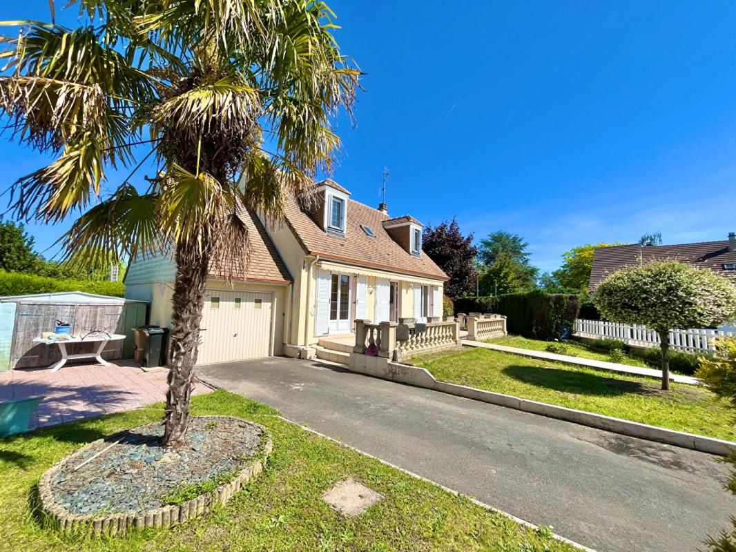 RIBECOURT-DRESLINCOURT Maison : 6 pièce(s) 100 m2 - Terrain 610m² - Garage 2
