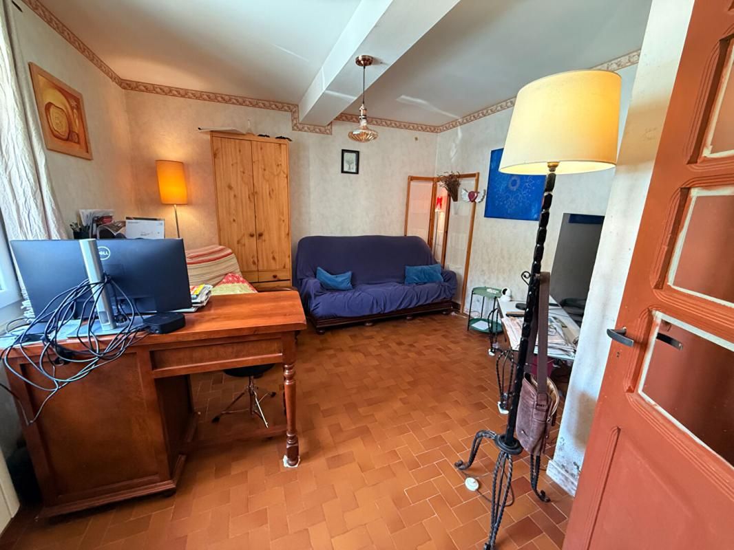LAVALETTE Maison de village avec cave attenante 4