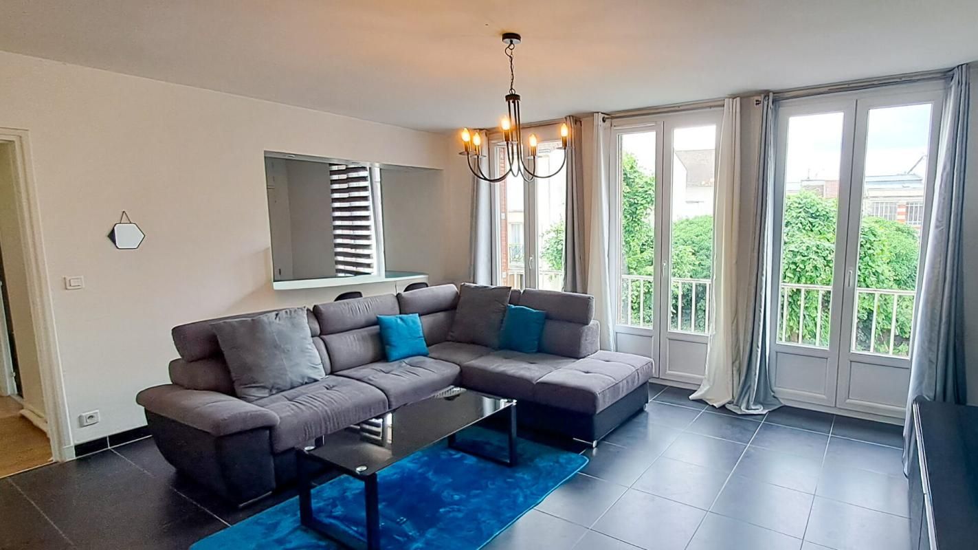 MONTEREAU-FAULT-YONNE Appartement Montereau Fault Yonne 4 pièce(s) 99.1 m2 3