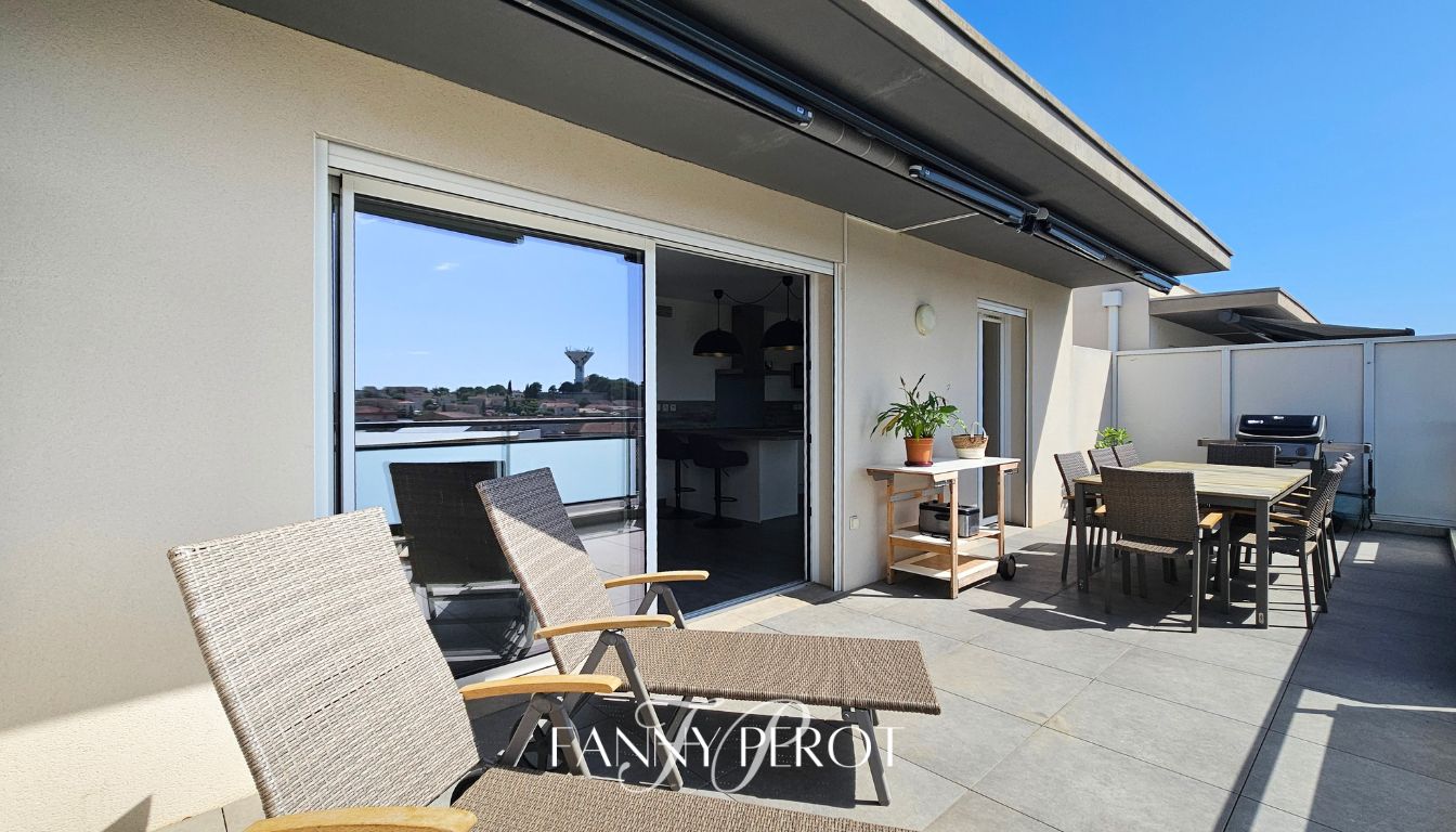 SAINT-CYPRIEN Appartement Saint Cyprien 4 pièces 98 m2 avec terrasses et garage 2