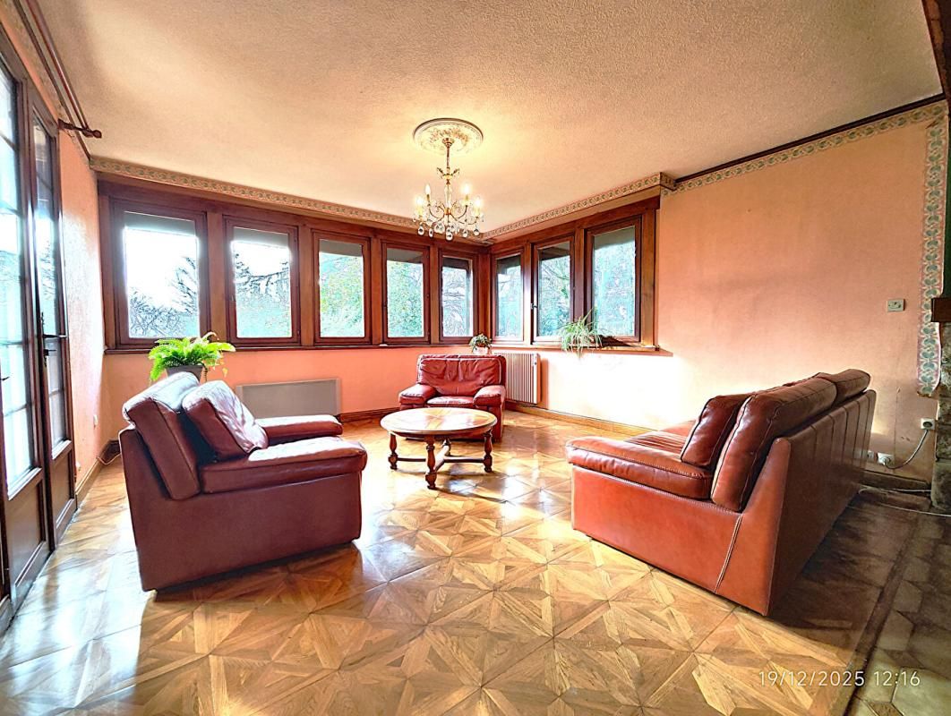 BELLIGNE MAISON 4 CHAMBRES - GARAGE ET  GRAND TERRAIN 9 000 m² env 2