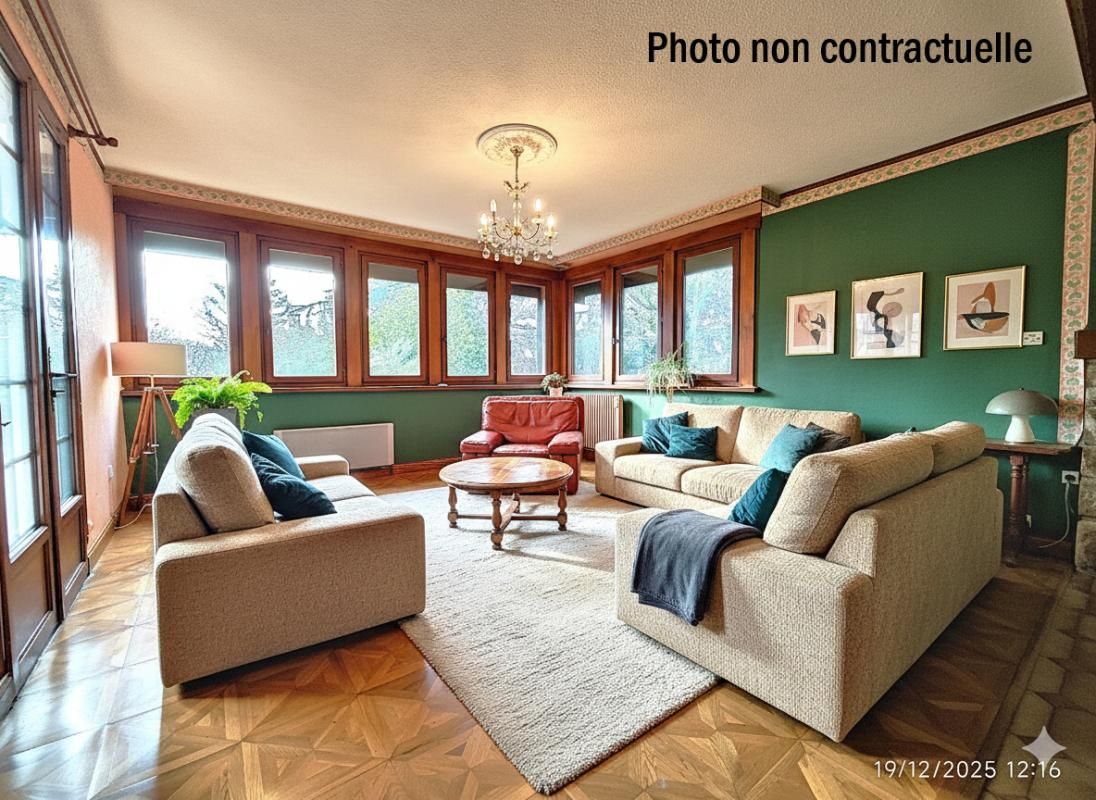 BELLIGNE MAISON 4 CHAMBRES - GARAGE ET  GRAND TERRAIN 9 000 m² env 3