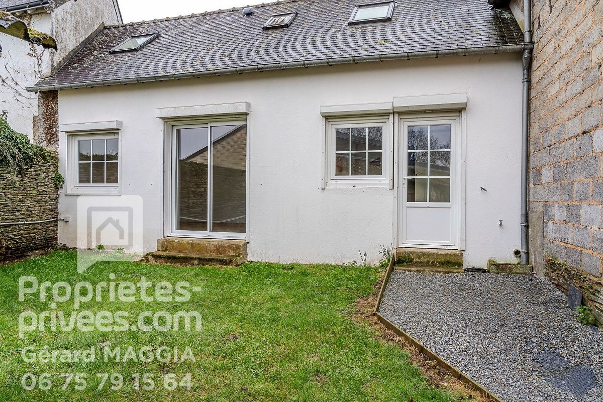 Maison de ville  PLOERMEL 3 pièce(s) 105 m2