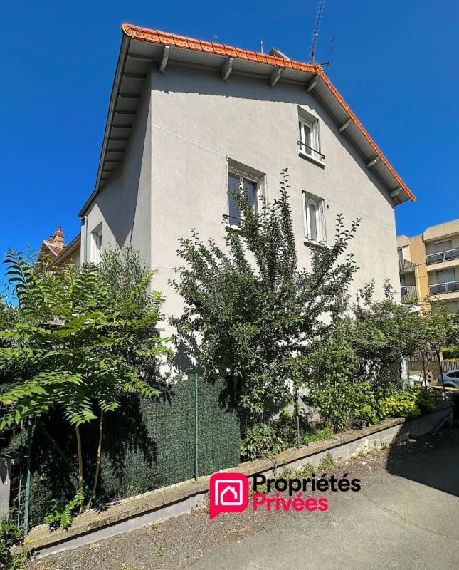 CLERMONT-FERRAND Maison T7 ( 5 ch ) 162 m2 avec garage, terrasse et cave 2