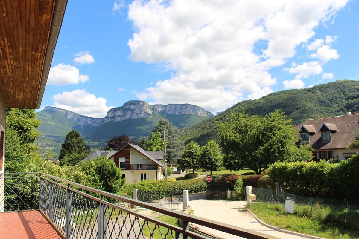 CHALLES-LES-EAUX Maison Challes Les Eaux 5 pièces 110 m2 3