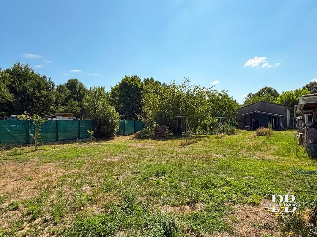 GAILLAN-EN-MEDOC TERRAIN CONSTRUCTIBLE 742m2 - CALME PROCHE GARE TER BORDEAUX - GAILLAN EN MEDOC 1