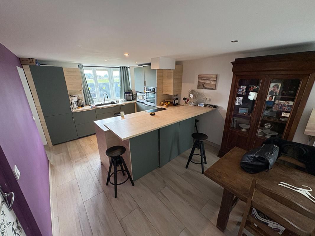 Confort et modernité à Hure, secteur de La Réole / 4 chambres 138 m2, dépendance