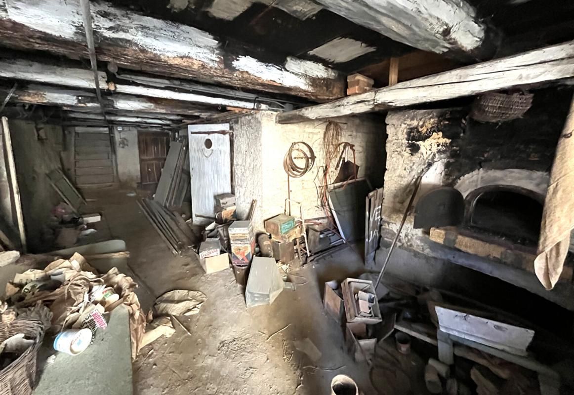 SAINT-JULIEN INVESTISSEURS - IMMEUBLE DE CARACTÈRE À FORT POTENTIEL - Monopropriété 4