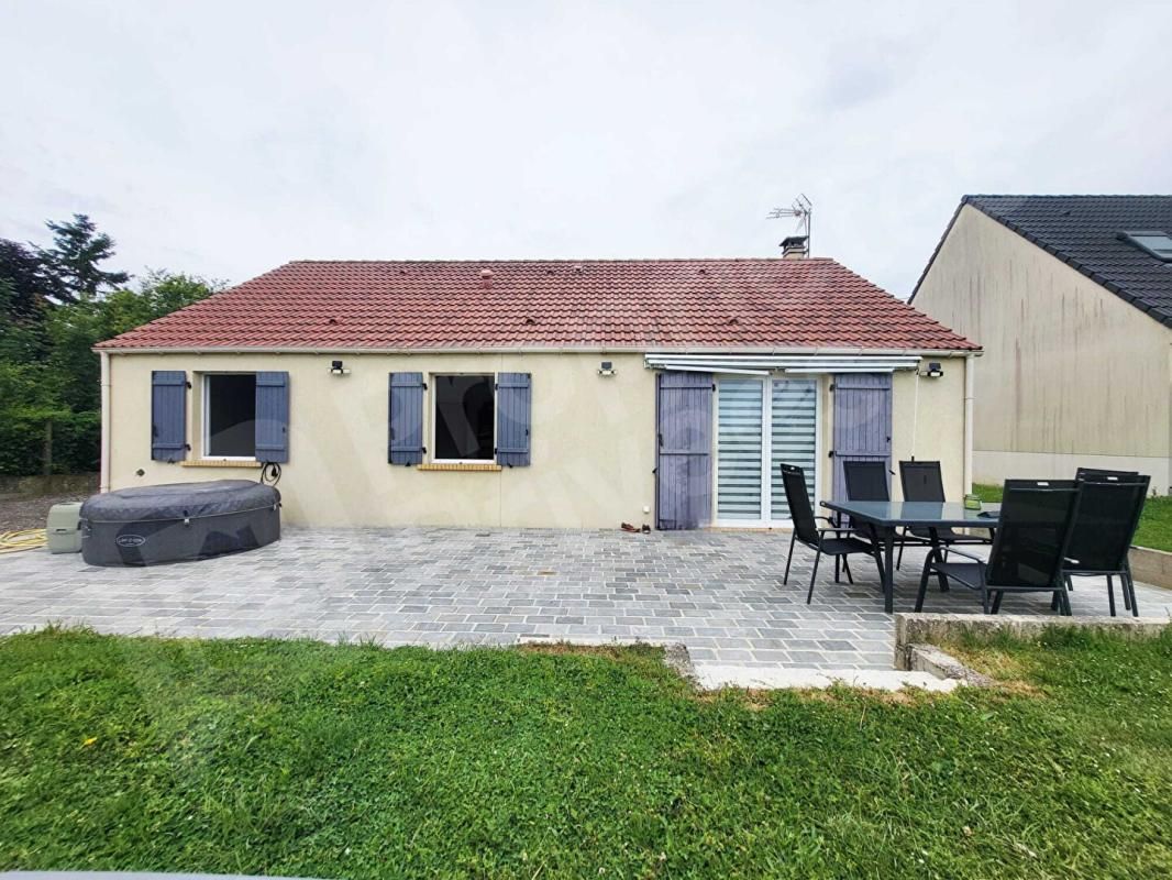 SERMAISES Maison Plain-pied, 4 chambres et jardin 1