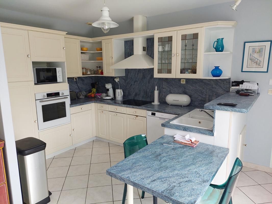 YVETOT Maison Yvetot proche centre ville 4 pièce(s) 113 m2 4