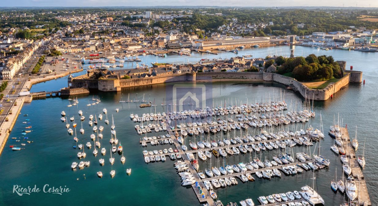 CONCARNEAU 29900 - APPARTEMENT T2 AVEC BALCON - PROCHE CENTRE VILLE