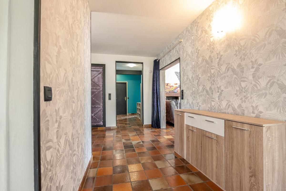 NEUNG-SUR-BEUVRON LIEUX UNIQUES ® x PROPRIÉTÉS PRIVÉES PROPOSE MAISON DE 1976 NEUNG-SUR-BEUVRON 196 M² 3