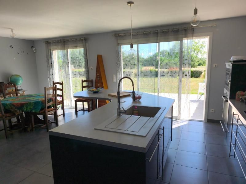 SOUAL VILLA DE PLAIN PIED AVEC TERRASSE COUVERTE ET GRAND GARAGE 3