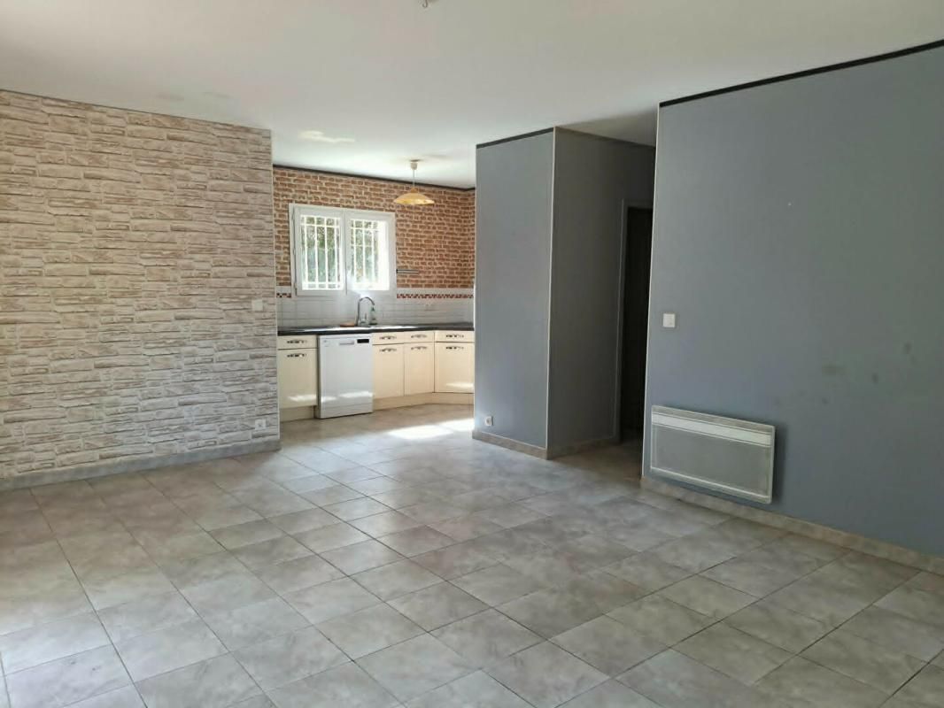 CARS Maison de plain-pied 80 m² - 3 chambres - Terrain 1 466 m² 3