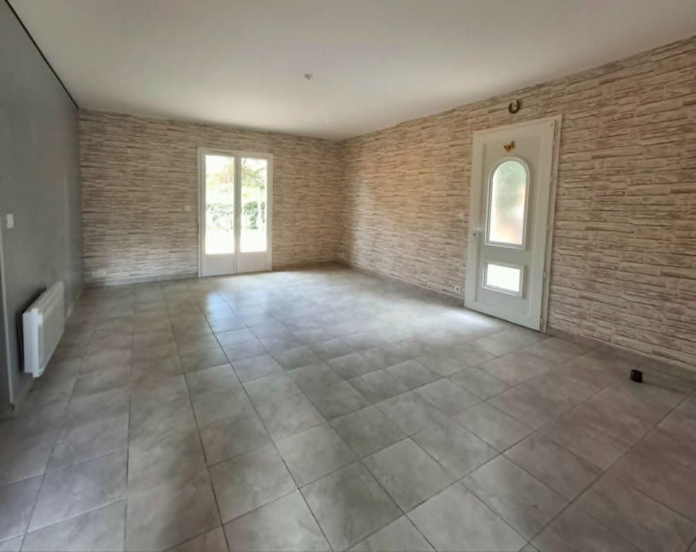 CARS Maison de plain-pied 80 m² - 3 chambres - Terrain 1 466 m² 4