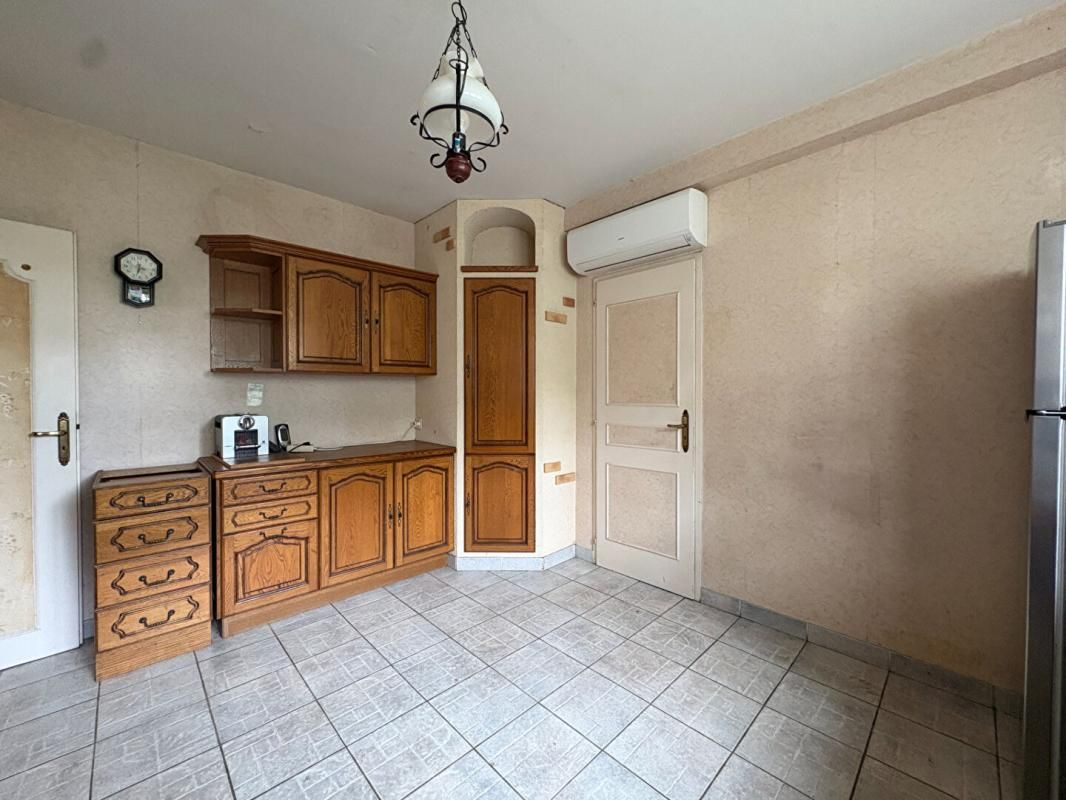 NIORT Maison Niort 6 pièce(s) 149 m2 2