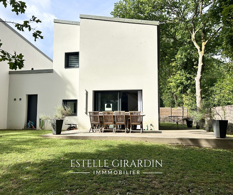 CARQUEFOU Maison contemporaine de 2023 - Domaine sécurisé 1