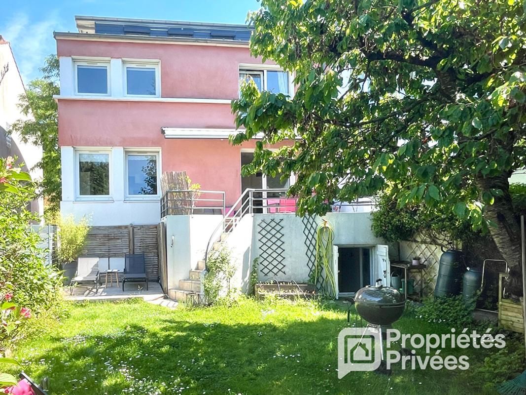 CLAMART Maison contemporaine avec jardin et garage, quartier des Rochers 2