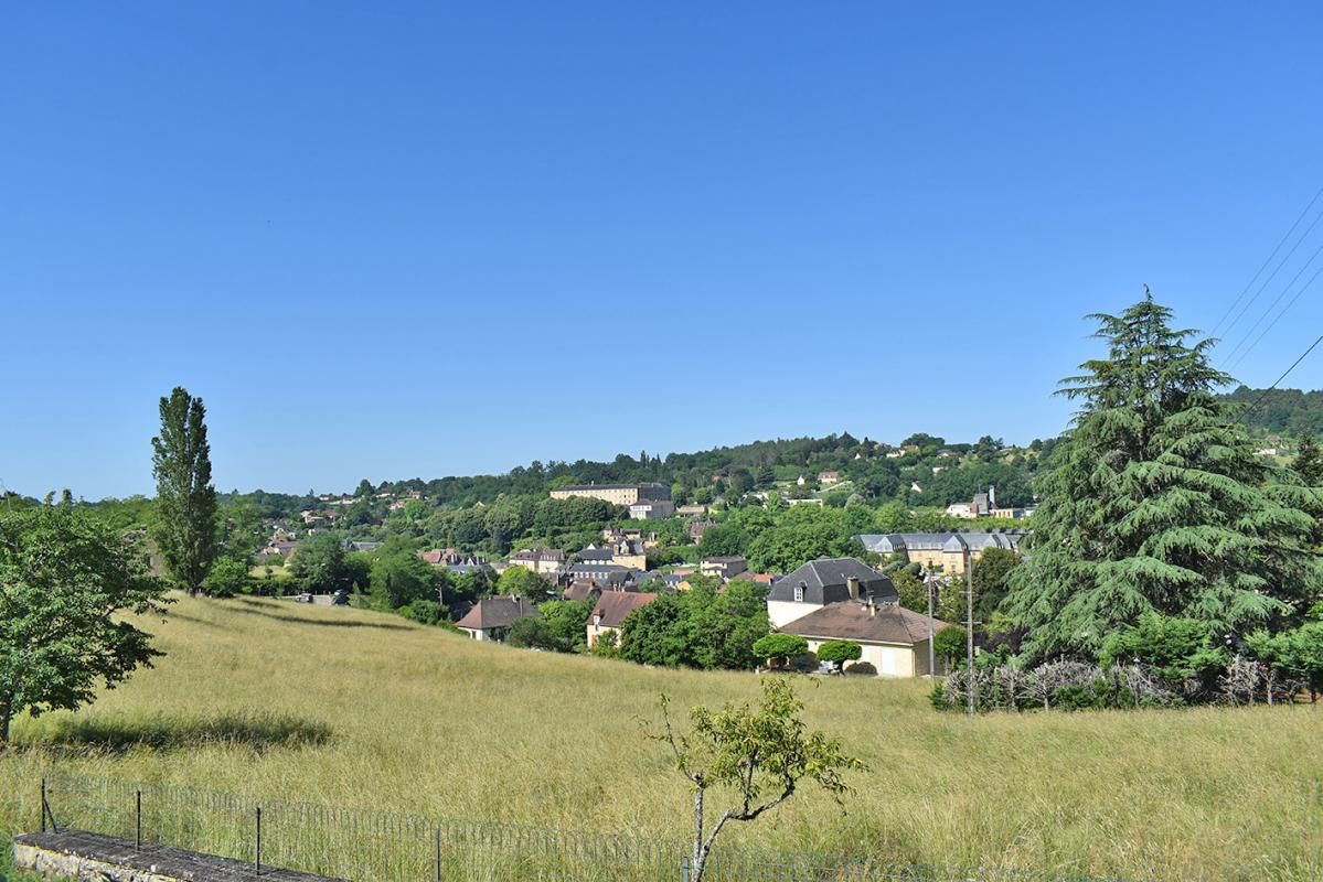SARLAT-LA-CANEDA Maison Sarlat La Caneda 7 pièce(s) 131 m2 4