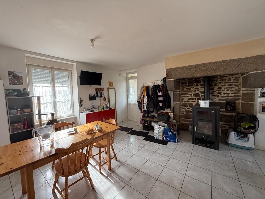 BRECEY Maison Brécey 4 pièce(s) 70 m2 3