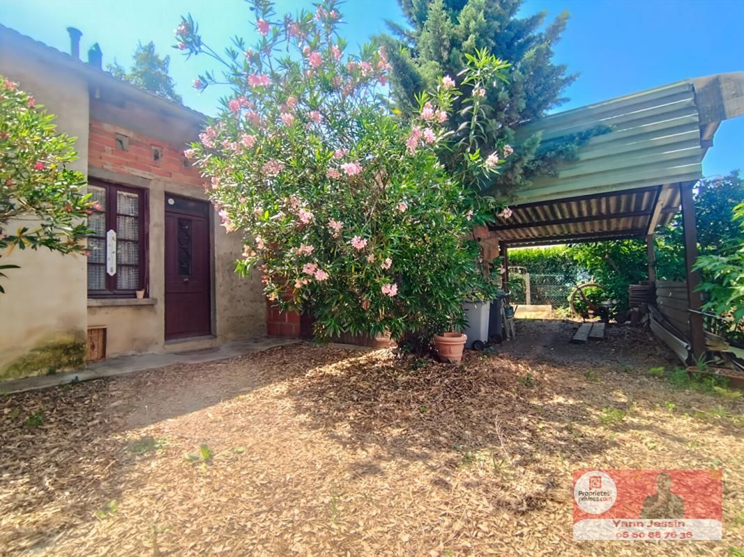 ROQUES MAISON MITOYENNE À RÉNOVER - ROQUES-SUR-GARONNE (31120) - 110 m² 1