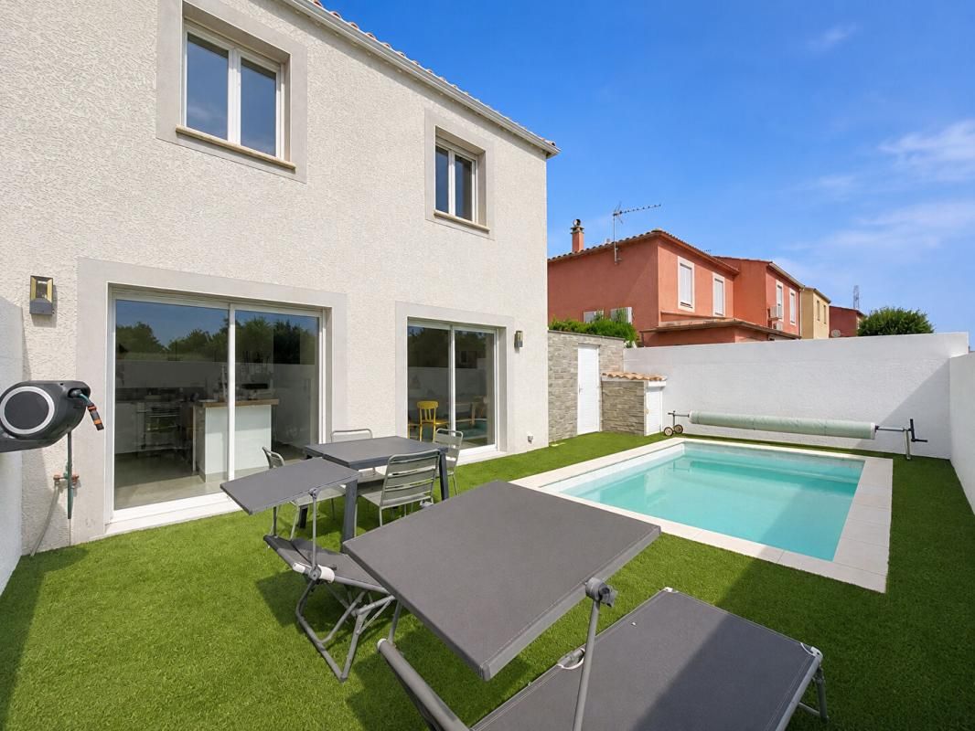 MONTADY Villa T5 avec piscine, 4 chambres et garage 2