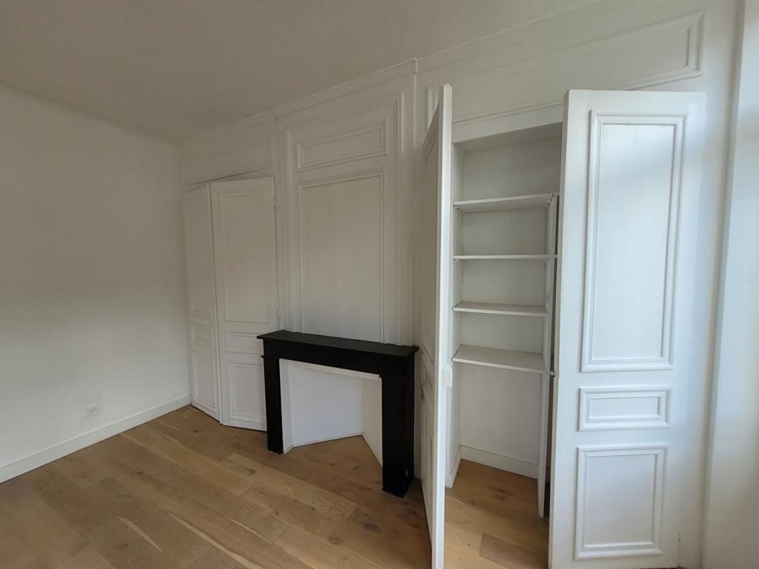 LILLE Rue nationale à Lille Appartement 1 chambre 2