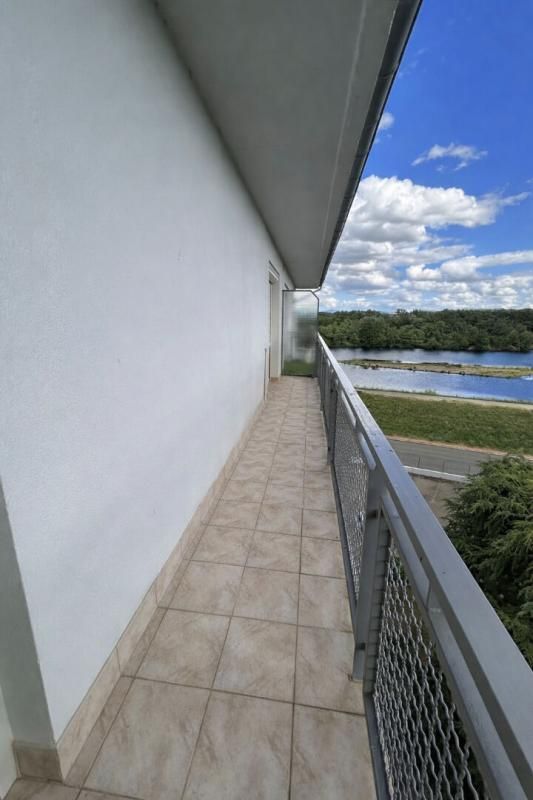 ROANNE EXCLUSIVITÉ  APPARTEMENT T2 EN BORD DE LOIRE 3