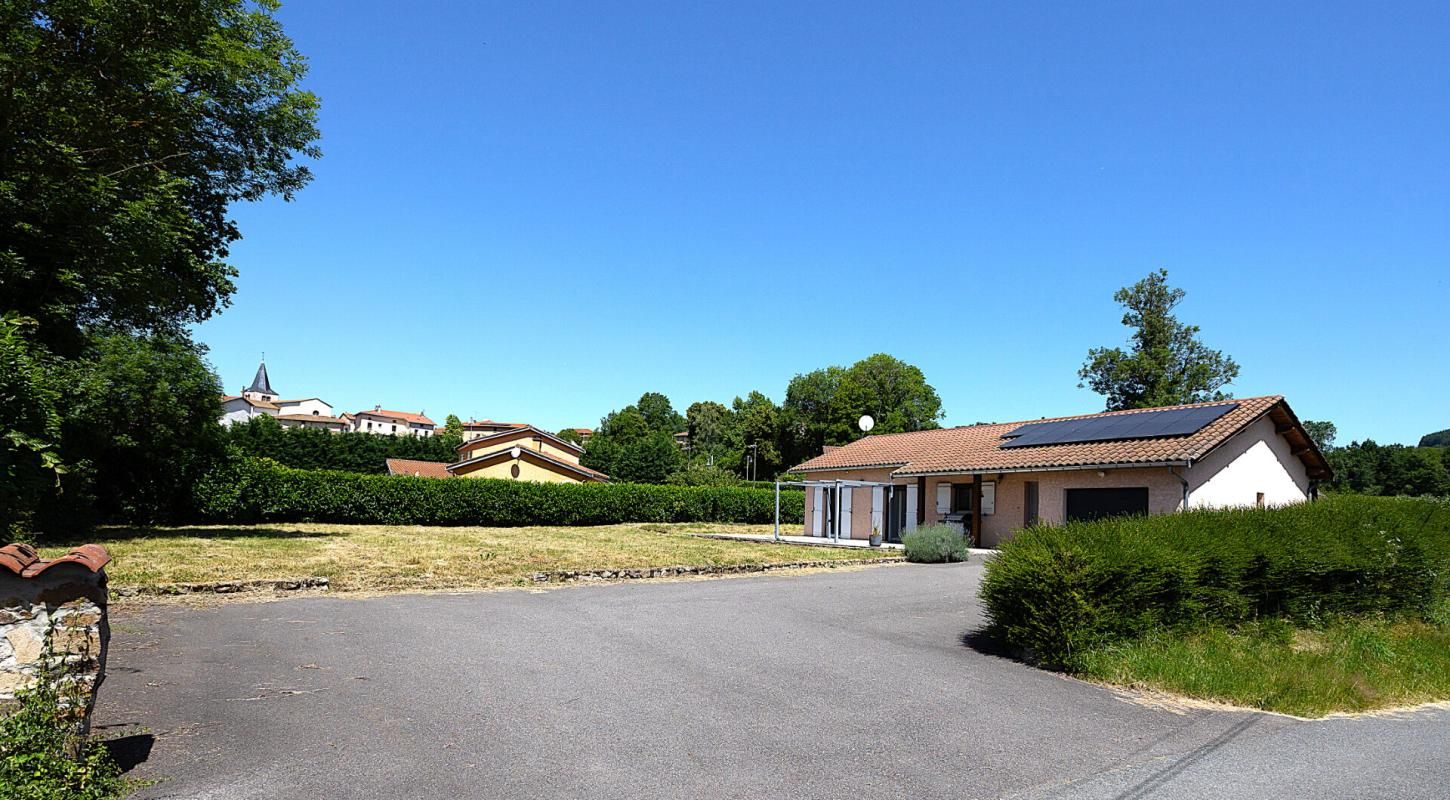 SAINT-CYR-DE-VALORGES Maison 5 pièce(s) 98 m2 2