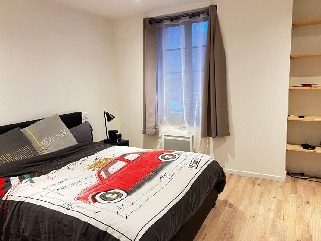 POUZAUGES Ensemble immobilier, 84 m² 3