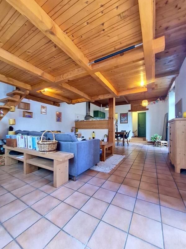 SAINT-GERVAIS-LES-BAINS Appartement 56,82 m² | Exposition plein sud | Cour privative 30 m2 | Saint-Gervais-les-Bains 2