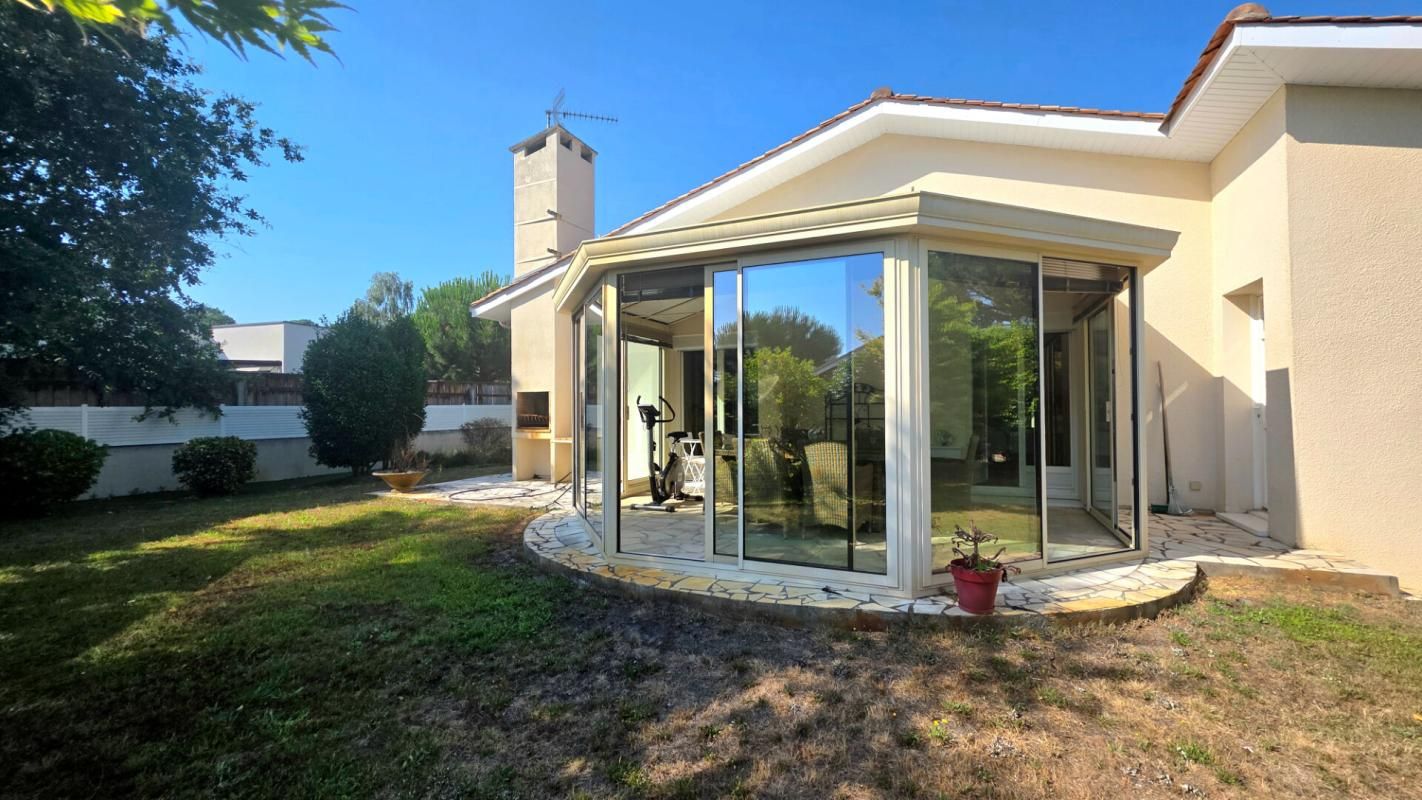 ANDERNOS-LES-BAINS Maison Andernos Les Bains 4 pièce(s) 110 m2 4
