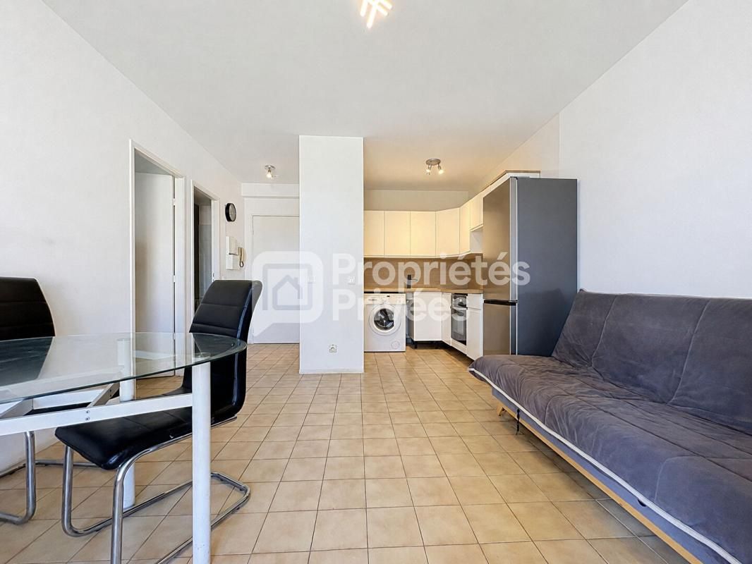 LE CANNET Appartement Le Cannet 2 pièces de 31 m2 avec Garage 1